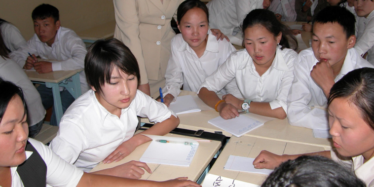 twitter-In-Stream_Wide___Sex education in Mongolian secondary school.jpg twitter-In-Stream_Wide___Sex education in Mongolian secondary school.jpg
